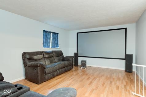 8552 Friendship Lane Indianapolis IN 46217