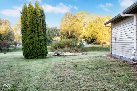 8552 Friendship Lane Indianapolis IN 46217