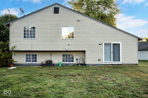 8552 Friendship Lane Indianapolis IN 46217
