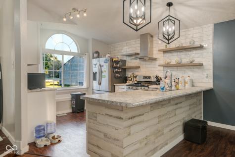 8552 Friendship Lane Indianapolis IN 46217
