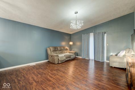 8552 Friendship Lane Indianapolis IN 46217