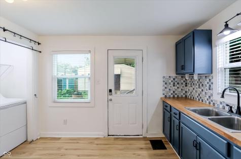 1541 E Kelly Street Indianapolis IN 46203