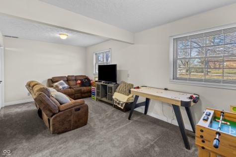 3605 Saddle Drive Columbus IN 47203