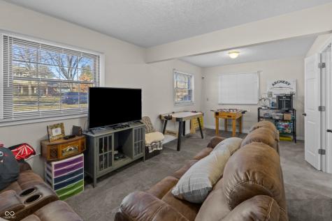 3605 Saddle Drive Columbus IN 47203