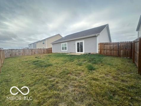 6569 W Sailboat Drive Greenfield IN 46140