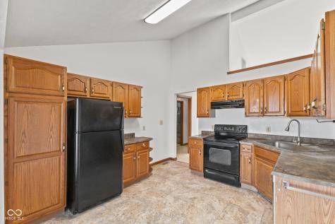 3810 Briar Hill Way Columbus IN 47203