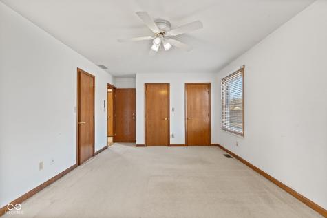 3810 Briar Hill Way Columbus IN 47203