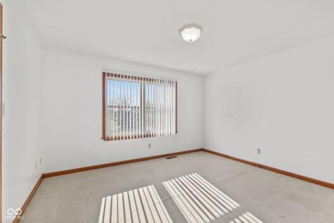 3810 Briar Hill Way Columbus IN 47203