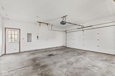 3810 Briar Hill Way Columbus IN 47203