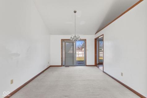 3810 Briar Hill Way Columbus IN 47203