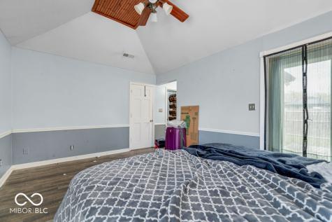 387 Pleasantview Boulevard Greenwood IN 46142