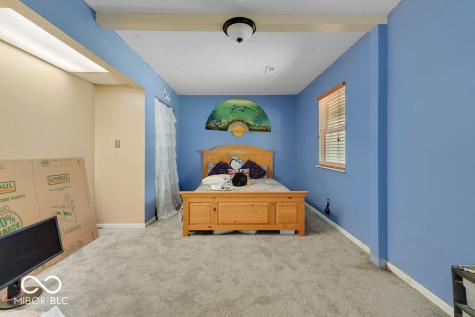 387 Pleasantview Boulevard Greenwood IN 46142
