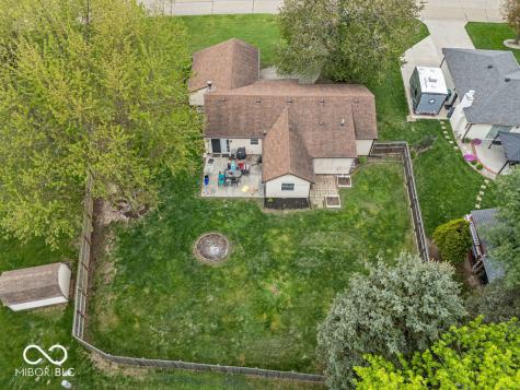 387 Pleasantview Boulevard Greenwood IN 46142