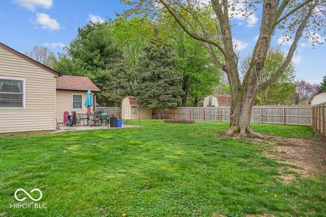 387 Pleasantview Boulevard Greenwood IN 46142