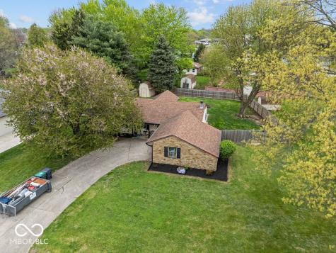 387 Pleasantview Boulevard Greenwood IN 46142