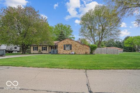 387 Pleasantview Boulevard Greenwood IN 46142