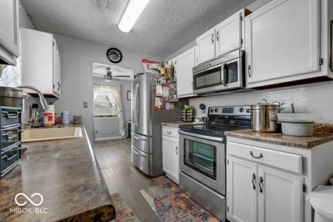 387 Pleasantview Boulevard Greenwood IN 46142