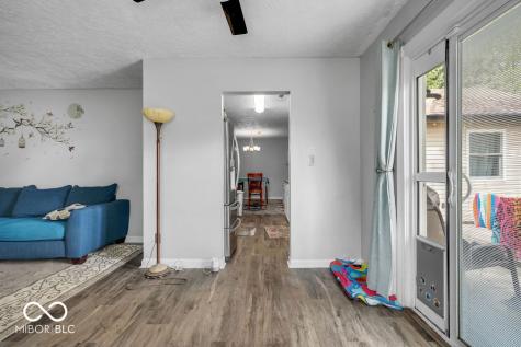 387 Pleasantview Boulevard Greenwood IN 46142