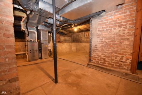 1014 W Market Street Crawfordsville IN 47933