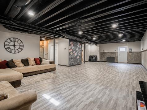 79 Southwind Lane Greenwood IN 46142