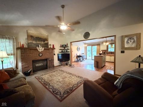9236 Crawfordsville Road Indianapolis IN 46234
