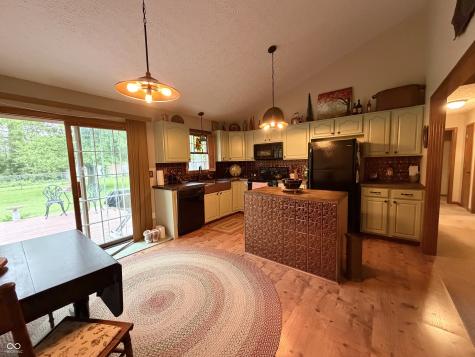 9236 Crawfordsville Road Indianapolis IN 46234
