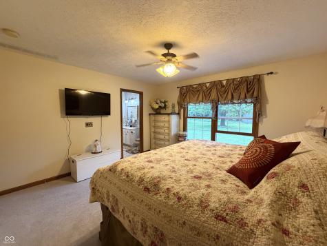 9236 Crawfordsville Road Indianapolis IN 46234