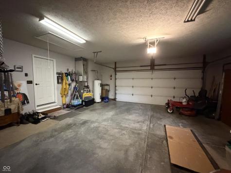 9236 Crawfordsville Road Indianapolis IN 46234