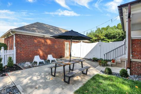 8326 E 56th Street Indianapolis IN 46216