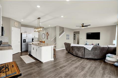 2042 Downey Lane Greenfield IN 46140