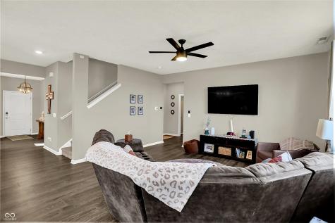 2042 Downey Lane Greenfield IN 46140