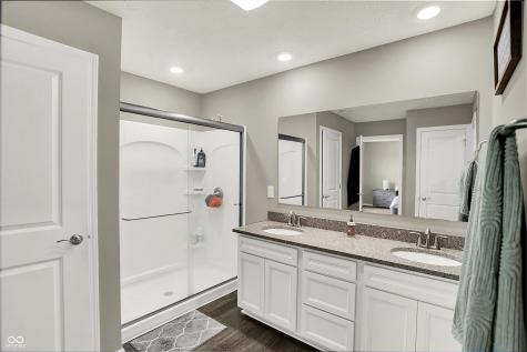 2042 Downey Lane Greenfield IN 46140