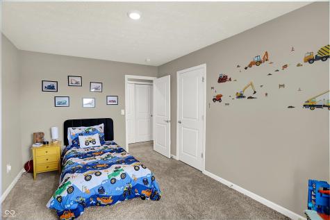 2042 Downey Lane Greenfield IN 46140