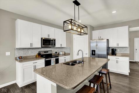 2042 Downey Lane Greenfield IN 46140