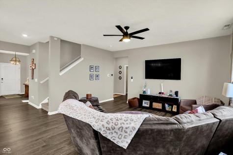 2042 Downey Lane Greenfield IN 46140