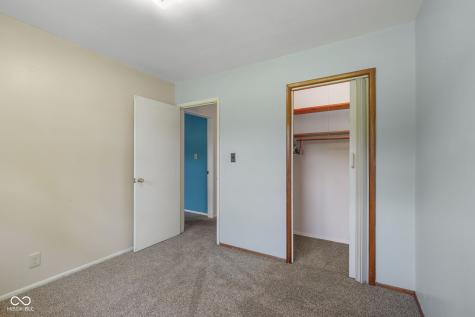406 W Mcgregor Road Indianapolis IN 46217