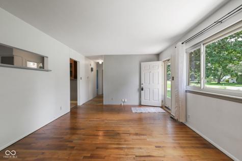 406 W Mcgregor Road Indianapolis IN 46217