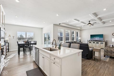 189 Lone Eagle Lane Whiteland IN 46184