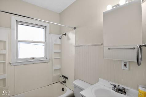 15 Myron Avenue Indianapolis IN 46241