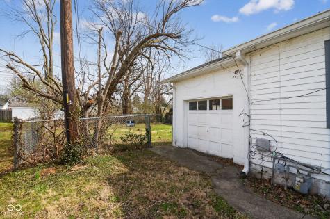 15 Myron Avenue Indianapolis IN 46241