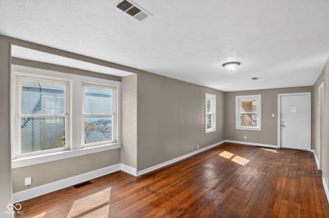 15 Myron Avenue Indianapolis IN 46241
