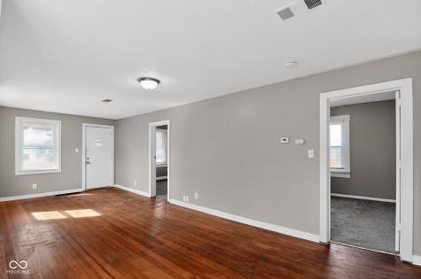15 Myron Avenue Indianapolis IN 46241