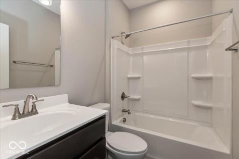 15018 Garden Mist Place Fishers IN 46037