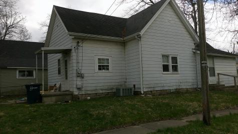 853 N 12th Street N Elwood IN 46036