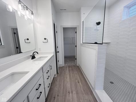 537 Gilder Drive Carmel IN 46032