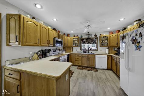 6702 E 96th Street Fishers IN 46038