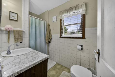 6702 E 96th Street Fishers IN 46038