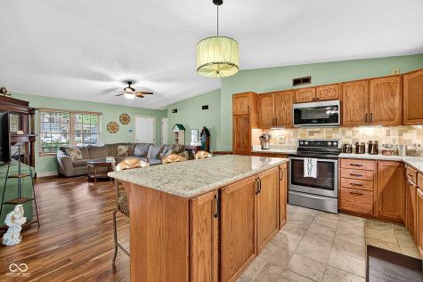 242 Banta Trail Indianapolis IN 46227