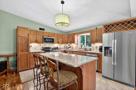 242 Banta Trail Indianapolis IN 46227