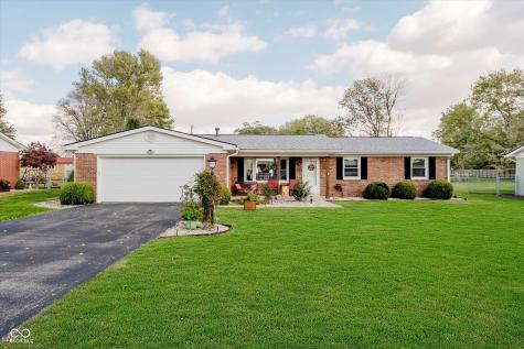 2140 S Fairview Drive Shelbyville IN 46176